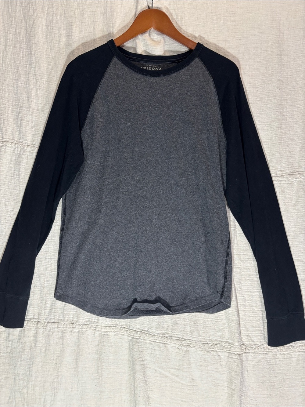 Arizona Jean Company Men's Long Sleeve Raglan Tee - Charcoal & Black 100%Cotton